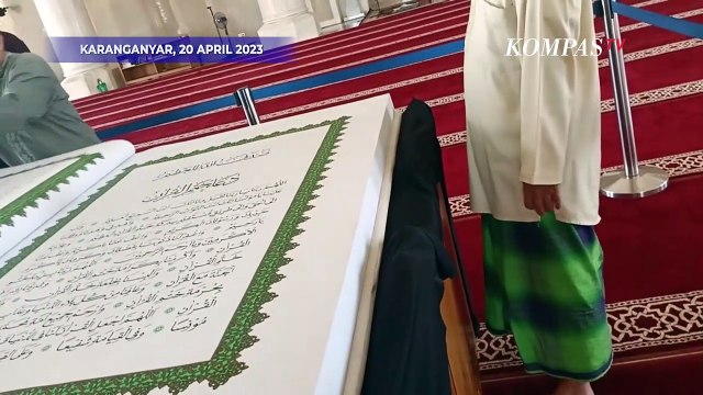 Melihat Alquran Raksasa Tulisan Tangan di Masjid Madaniyah Karanganyar, Jawa Tengah