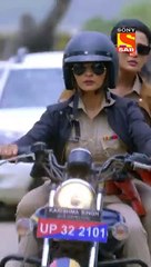 Santosh Ne Kyun Ki Dushman Team Ki Madad  _ Maddam Sir _ #Shorts #MaddamSi