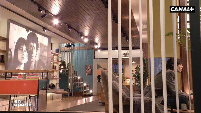 Découvrez les 1ères images de l’émission En aparté , diffusée ce soir sur Canal Plus, avec Charlotte Gainsbourg qui s’est confiée pendant une heure à Nathalie Levy - Regardez