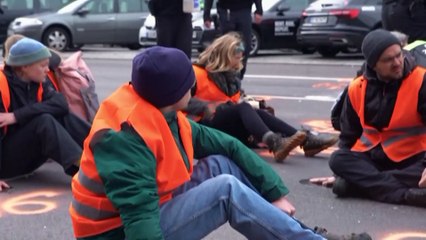 شاهد: سكان برلين يشاركون في استفتاء لجعل المدينة محايدة مناخيًا