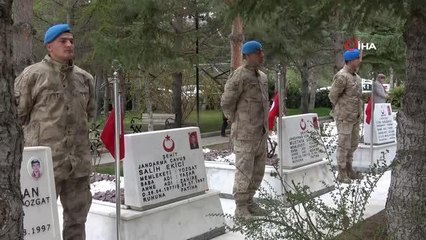 Ramazan Bayramı arefesinde şehitlik ziyaret edildi