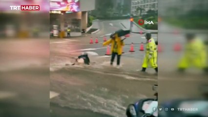 Tayvan aşırı yağışlar sele neden oldu