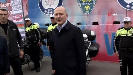 Trafik denetimine katılan Bakan Soylu: "99 bin 245 personelimiz bayram boyunca görev yapacak"