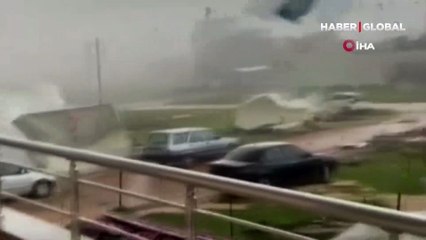 Depremin vurduğu Kahramanmaraş Pazarcık'taki hortumda çadırlar uçtu! Yaralılar var