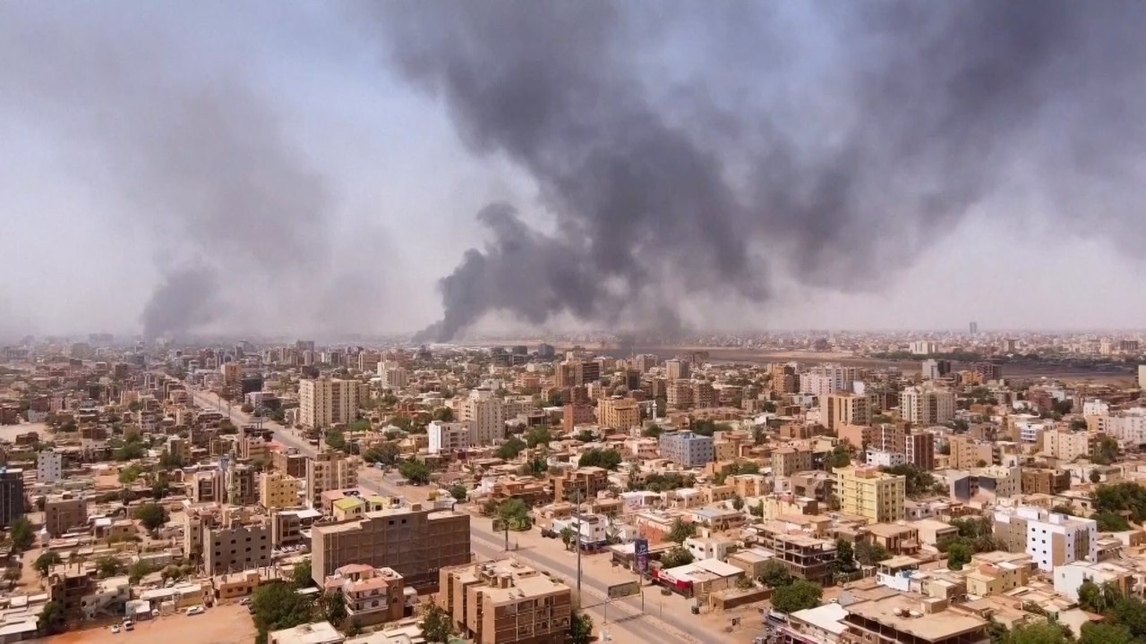 مع استمرار الاشتباكات.. نقابة أطباء السودان ترسم صورة قاتمة لحال المستشفيات