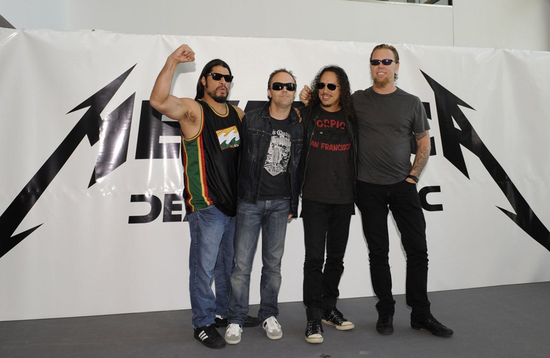 Metallica banned from making eye contact and talk with Sir Mick Jagger