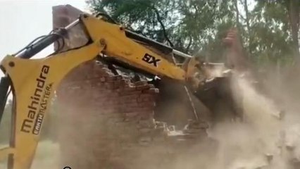 अमेठी: जिले में आज फिर गरजा प्रशासन का बुलडोजर