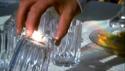 A Beautiful Mind (2001) – Inspiring Trailer & Review 🎬 - thumbnail