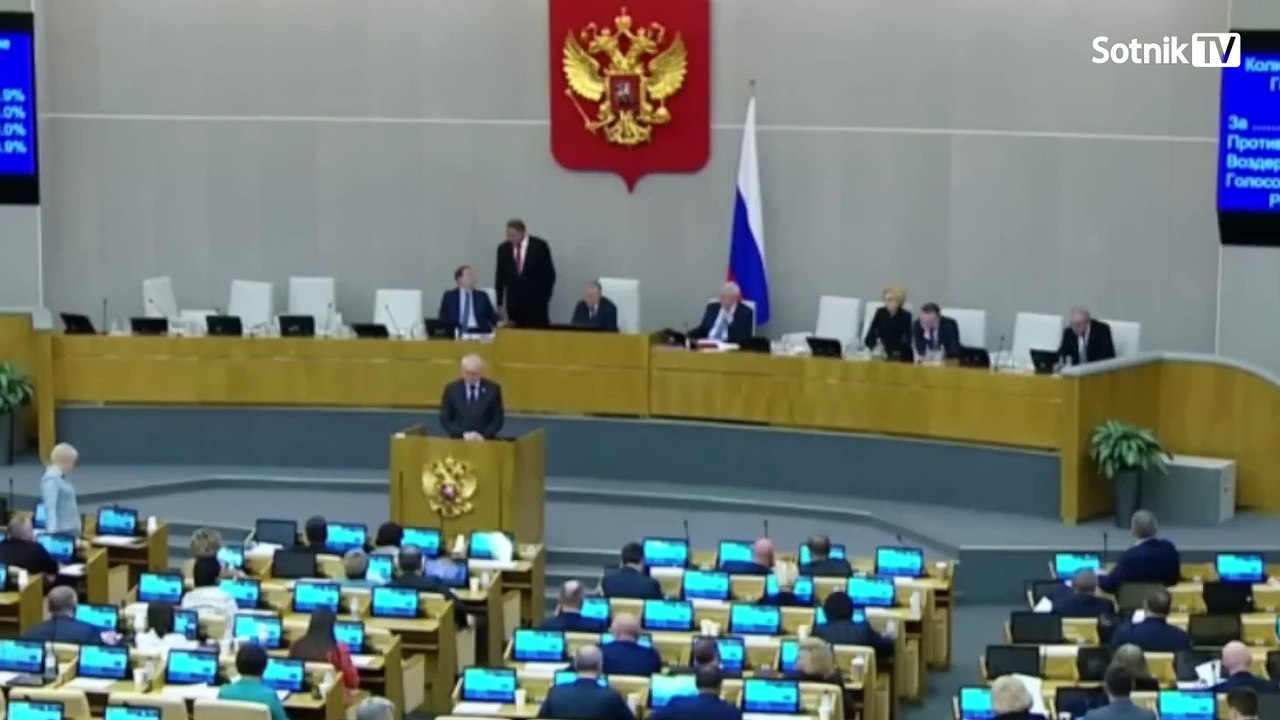 КРЕМЛЬ ПУГАЮЩИЙ