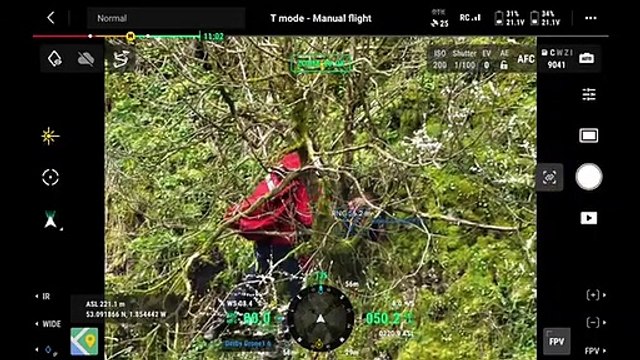 Eis o resgate de Figgy, que caiu 50 metros de um penhasco no Reino Unido