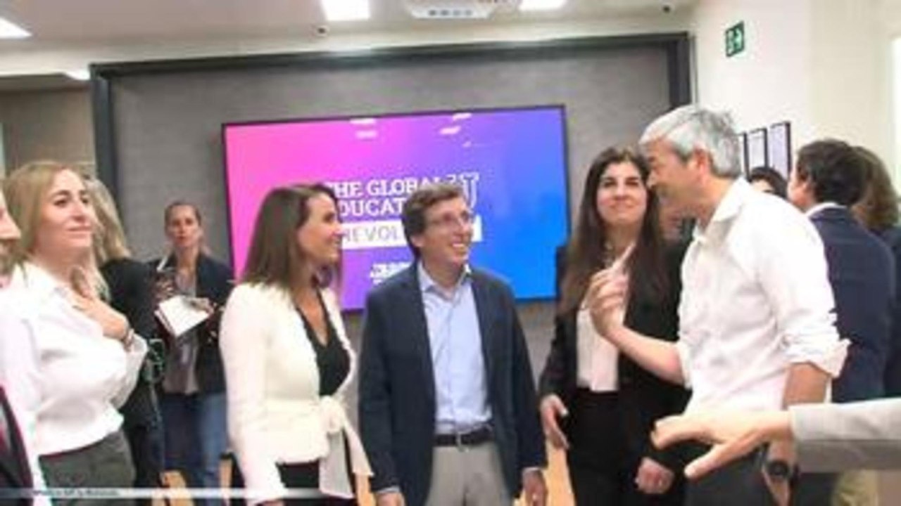 Aprendizaje inmersivo e innovación tecnológica centran la revolución educativa