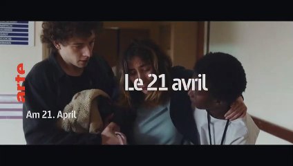 Sages-femmes Bande-annonce VF