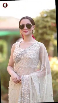 Beautiful Actor Hania Amir Looking So Sweet In Saree Hania Kis ki Favorite Hai #drama_tv #shorts