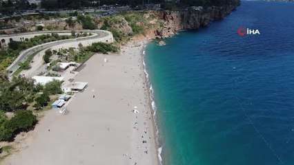 Konyaaltı Sahili'nde bayram öncesi yoğunluğu