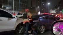 서울 서부간선도로에서 차량 세 대 추돌...1명 중상·2명 경상 / YTN