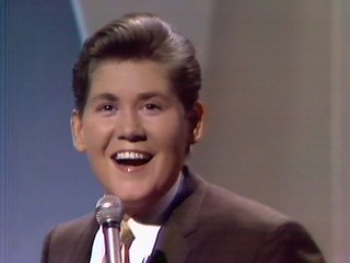 Wayne Newton - April Showers (Live On The Ed Sullivan Show, February 13, 1966)