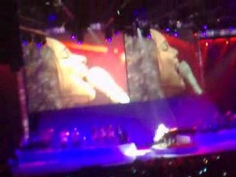 01.FINAL D'ALICIA KEYS AU DOME LE 22MARS 2008 (MARSEILLE)