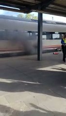 Incêndio em motor provoca evacuação de comboio entre Madrid e Cáceres