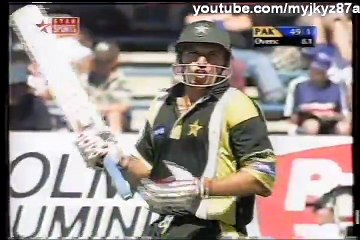 Shahid Afridi 65 (55) vs New Zealand (Nz) at Dunedin 2001
