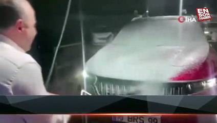 Mustafa Varank yerli otomobil Togg'u kendi eliyle yıkadı