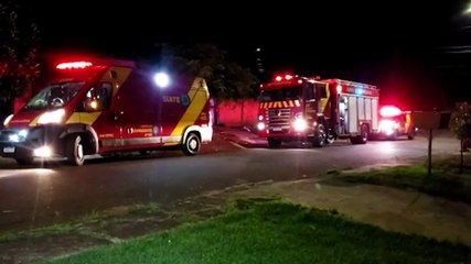 Homem vai fazer arroz, dorme no sofá e acorda com bombeiros em casa no Santa Cruz