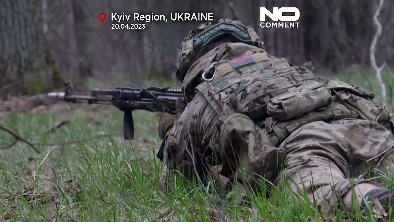 شاهد: تدريبات عسكرية أوكرانية استعدادا لشن هجوم مضاد محتمل على القوات الروسية