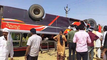 बीकानेर से घड़साना जा रही बस पलटी,  सवारियों में मची चीख पुकार, दस जने घायल