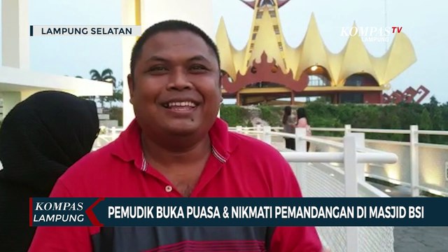 Pemudik Istirahat di Masjid BSI, Buka Puasa Sambil Nikmati Pemandangan