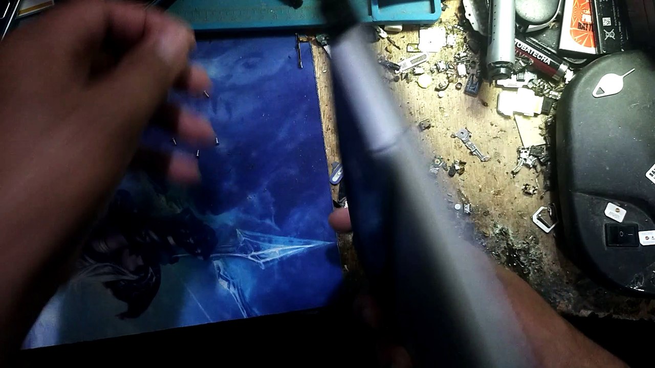 How to disassemble Sony Tablet SGPT1211/how to remove back sony tab sgpt1211