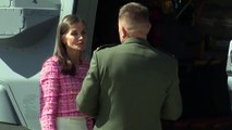 El traspiés de la Reina letizia en Cuatro Vientos eclipsado por un look