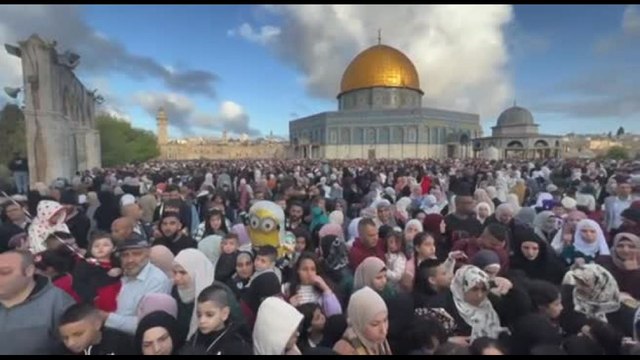 Dalla Turchia a Gaza, musulmani del mondo celebrano l'Eid al-Fitr