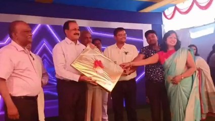 लखीसराय: स्कूल का मुंगेर कमिश्नर ने किया उद्घाटन, बच्चों को किया प्रोत्साहित