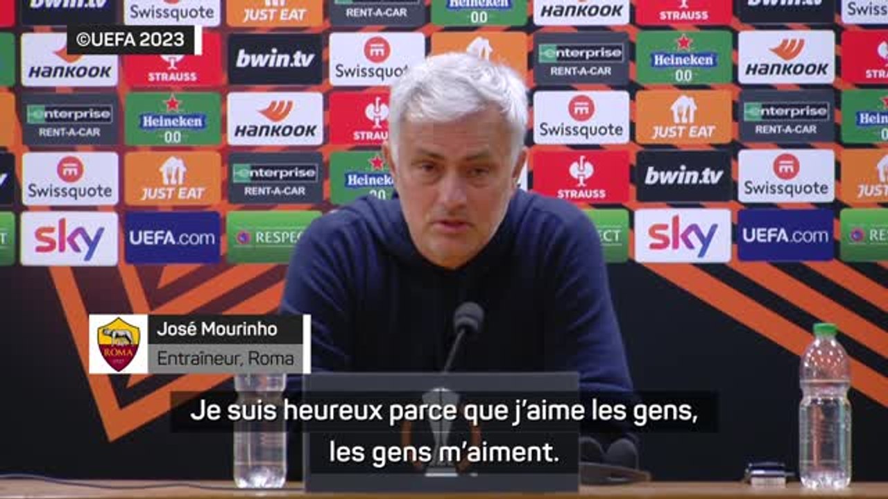 Roma - Mourinho sur son avenir : "Je suis heureux ici"