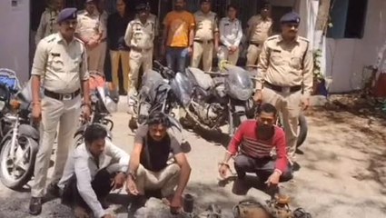 देवास: पलक झपकते ही मोटरसाइकिल चोरी, चार मोटरसाइकिल चोरों को पुलिस ने पकड़ा