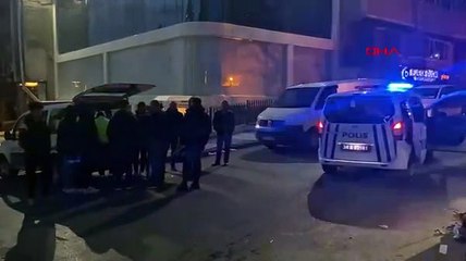 İstanbul’da defalarca takla atan araç çarptı