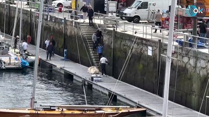 La infanta Elena sopesa ir a Sangenjo mientras su padre se entrena para el campeonato del mundo de vela
