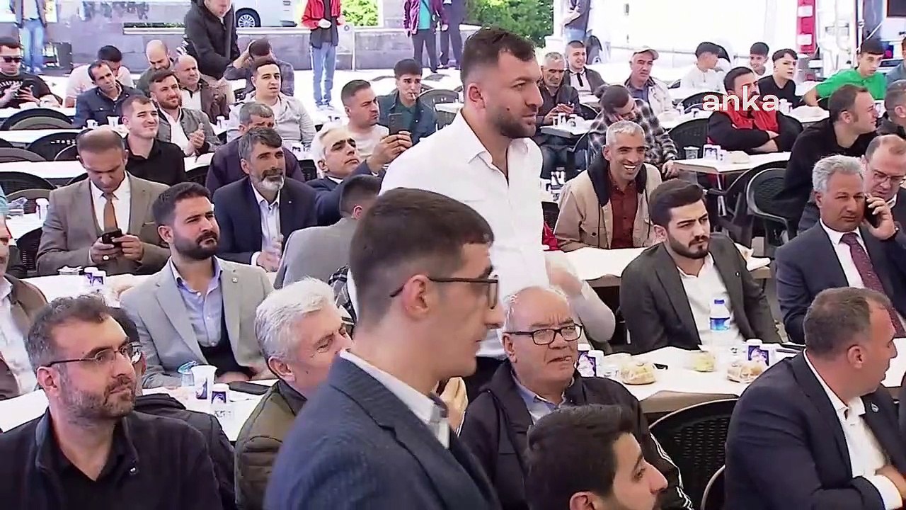Ali Babacan: 14 Mayıs'ta milletin önünde iki seçenekli referandum olacak; fakirlik mi, zenginlik mi; otoriterlik mi, demokrasi mi?
