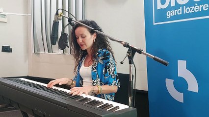 Le live France Bleu Gard Lozère  reçoit Cynthia LEONE - Stéréo (version acoustique )