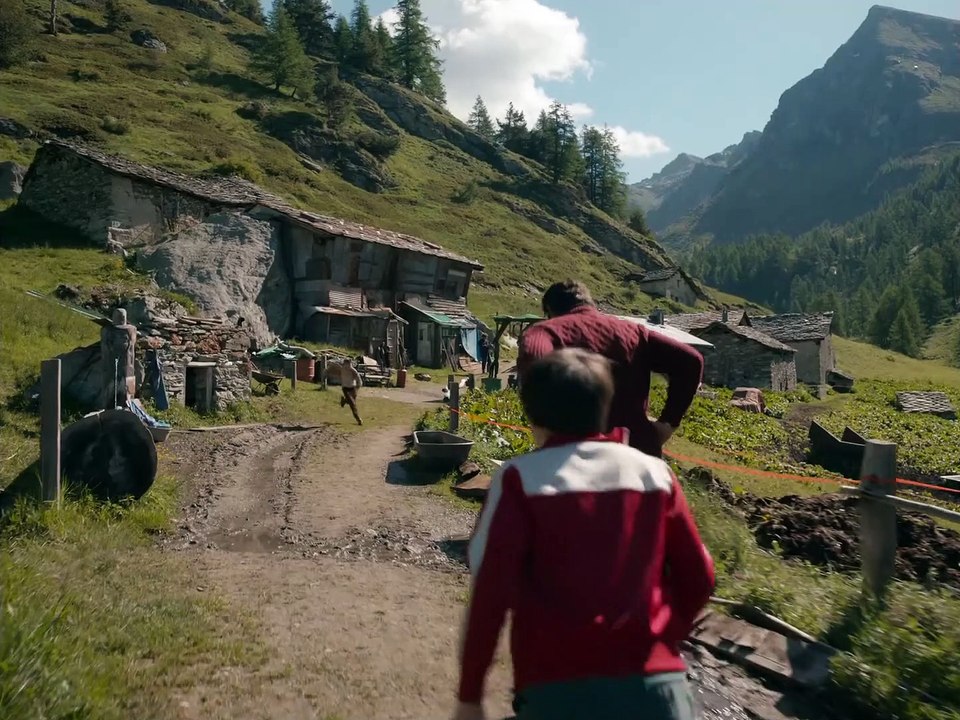 Las ocho montañas Película