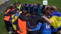 Mariupol, le ragazze del calcio giocano in nome dell'Ucraina e della resistenza