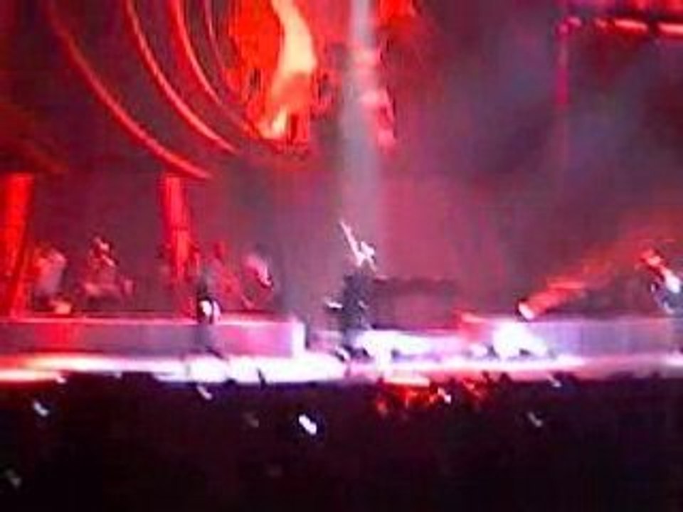 Karma pt.2 - Alicia Keys Live au dome de Marseille 22/03/08