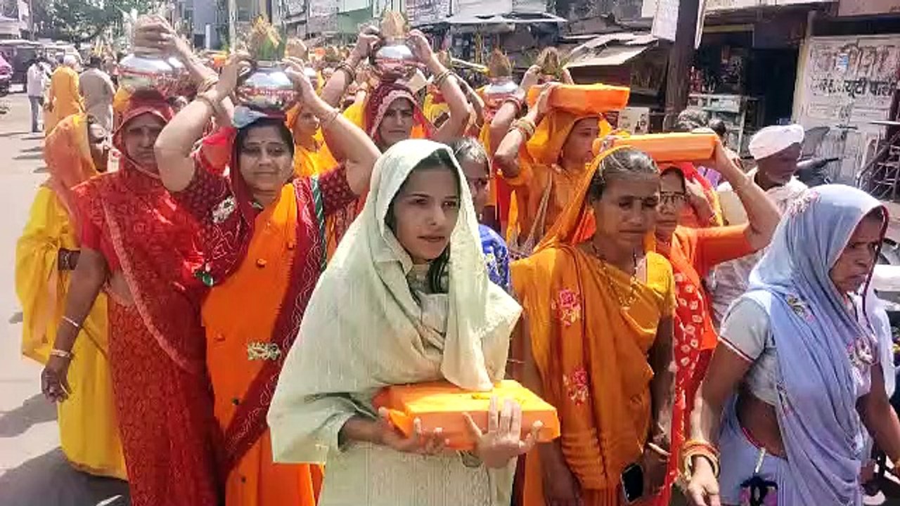 चार दिवसीय 108 कुंडीय गायत्री महायज्ञ का आगाज,...