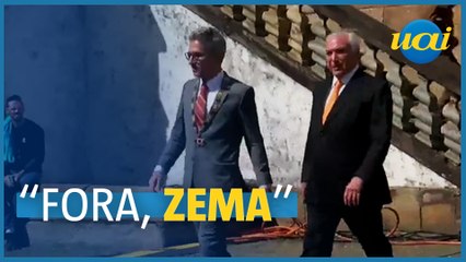 Ao lado de Temer e Moro, Zema escuta gritos de "FORA" em Ouro Preto