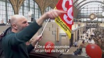 Retraites: manifestation avec des casseroles au musée d’Orsay, à Paris