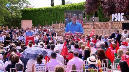 Sánchez pide a Moreno que rectifique en su "enroque de arrogancia y soberbia"