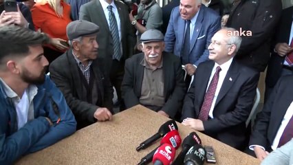 Bayrama yakışan görüntü: Adıyaman'da bayramlaşan Kılıçdaroğlu çocuğun elini öptü