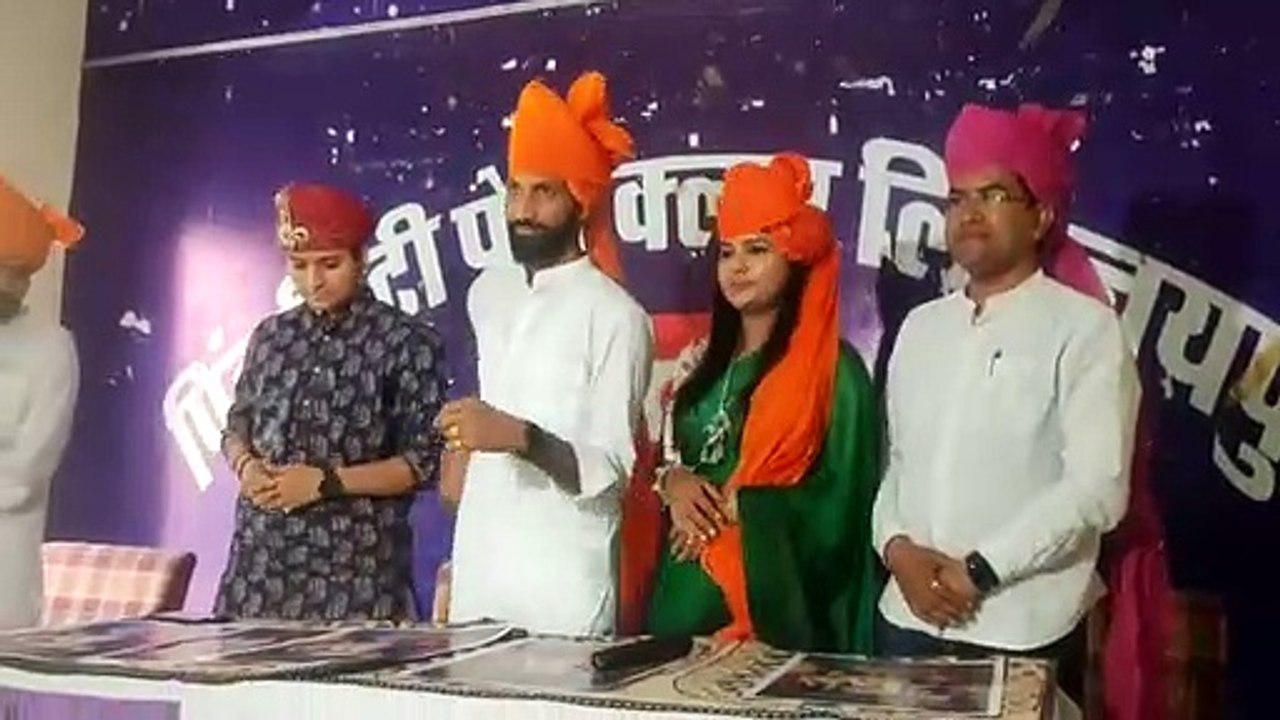 राजस्थानी संस्कृति की झलक दिखाने आया मारवाड रो बंदो गीत