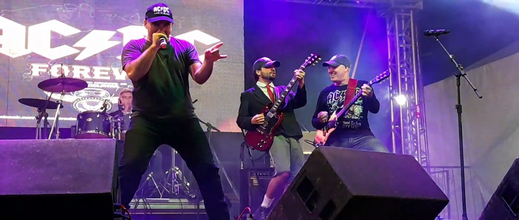 Shoot to Thrill  - AC/DC FOREVER - ENCONTRO DE MOTOS 2023 ARTUR NOGUEIRA