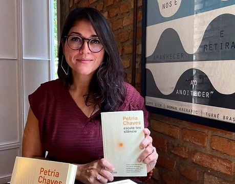 Âncora da Rádio CBN, Petria Chaves traz dicas de como cultivar o silêncio em um mundo tão barulhento