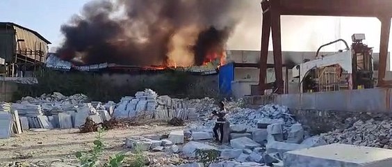 वेस्टेज कॉटन की फैक्ट्री धधकी, लाखों रुपए की रूई जलकर राख